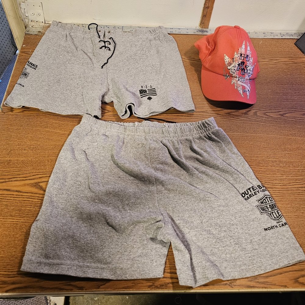 2-Harley-Davidson Gray Athletic Men's Shorts & Hat